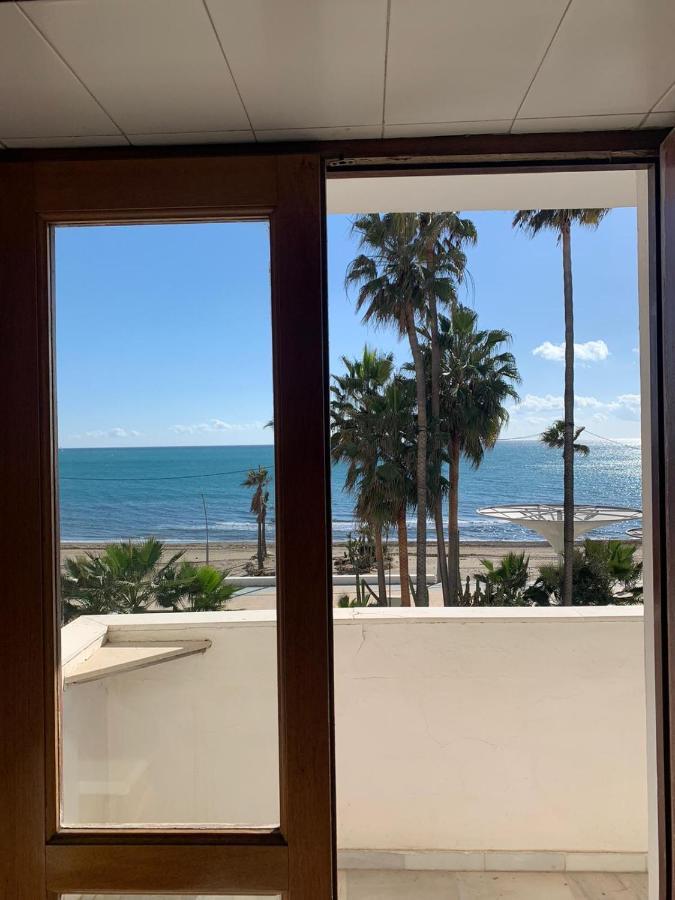 Beachfront Primera Linea De Playa En Casco Antiguo Estepona Exterior photo